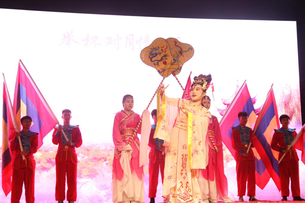 戏曲联唱《薪火相传梨园美》